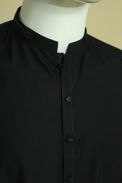 Black Kurta Pajama by Mawaahib – Embroidered front, wash n wear fabric, kurta aasteen